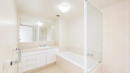 10/12 Whiting Street, Labrador, Qld 4215-Image