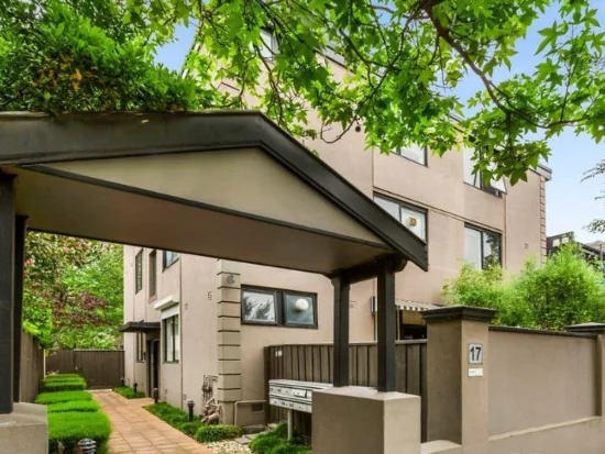 10/17 Clarke Street, Prahran, Vic 3181