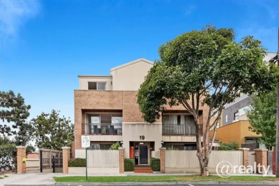 10/19 Cambridge Street, Box Hill, Vic 3128