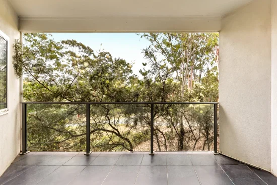 10/2 Lakes Entrance Drive, Springfield Lakes, Qld 4300