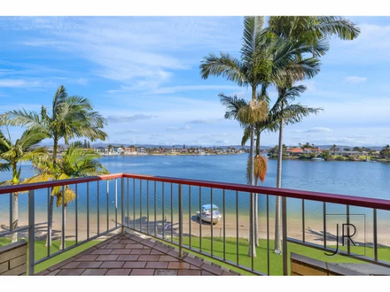 10/29 Duet Drive, Mermaid Waters, Qld 4218