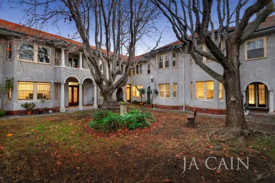 10/2B Hawsleigh Avenue, Balaclava, Vic 3183