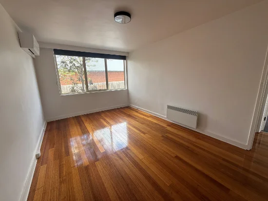 10/96 Glass Street, Essendon, Vic 3040-Image