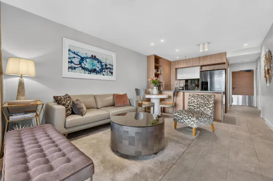 1002/10-12 First Avenue, Broadbeach, Qld 4218