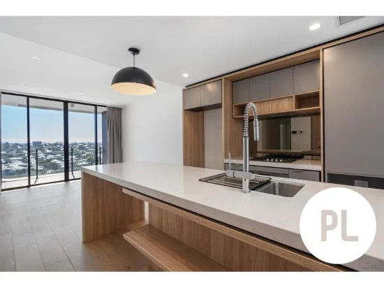 1006/17 Deshon Street, Woolloongabba, Qld 4102