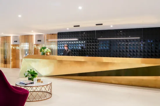 1008/14 Queens Road, Melbourne, Vic 3004-Image