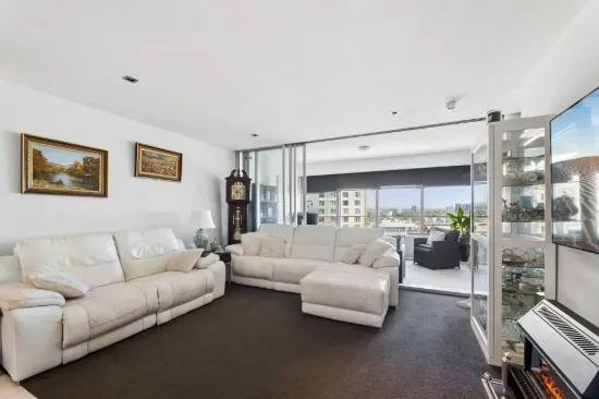 1010/9 Hamilton Avenue, Surfers Paradise, Qld 4217-Image