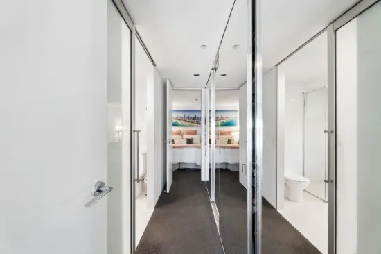 1010/9 Hamilton Avenue, Surfers Paradise, Qld 4217-Image