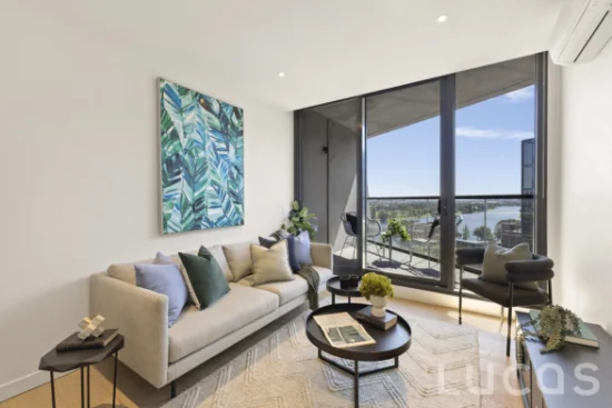 1011/77 Queens Road, Melbourne, Vic 3004