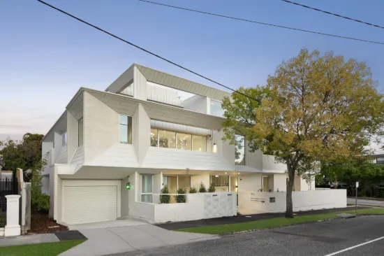 102/38 The Grange, Malvern East, Vic 3145