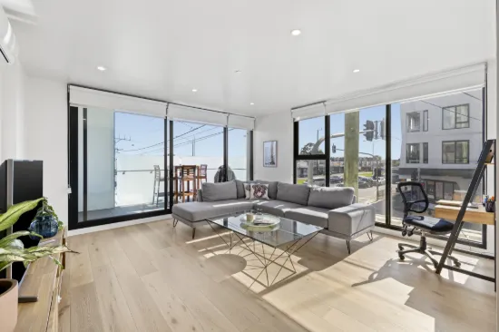 102/730A Centre Road, Bentleigh East, Vic 3165