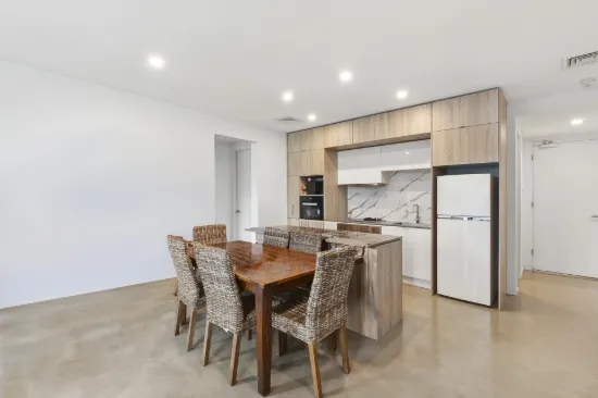 104/17 Halstead Place, Geelong West, Vic 3218