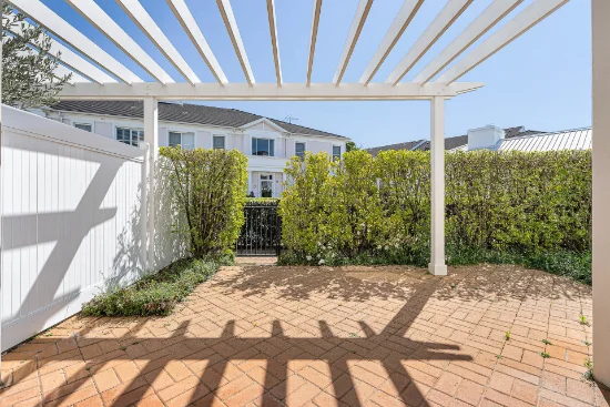 105/10 Fairwater Close, Breakfast Point, NSW 2137