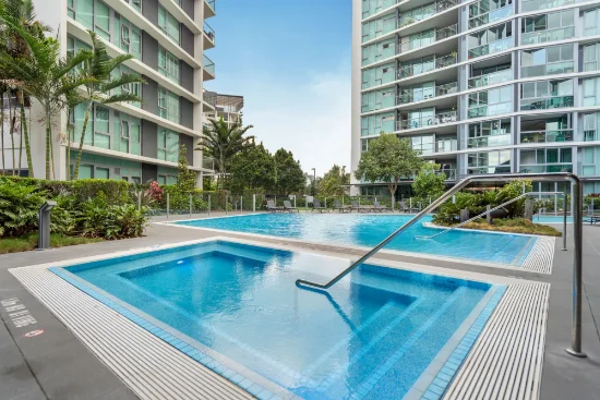 10505/8 Harbour Road, Hamilton, Qld 4007 - For Sale