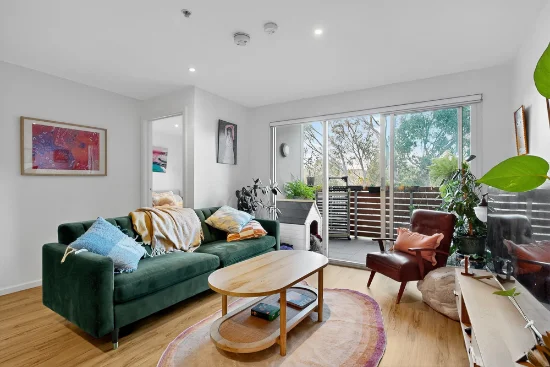 107/14 Bell Street, Coburg, Vic 3058 - For Rent