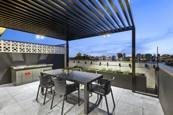 107/6 Percy Place, Prahran, Vic 3181-Image