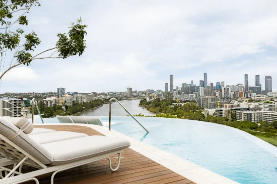 10706/600  Coronation Dr, Toowong, Qld 4066