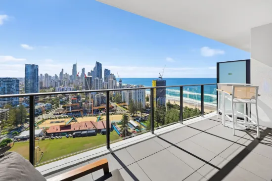 108/18 Chelsea Avenue, Broadbeach QLD 4218-Image