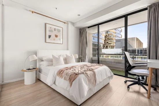 10C/29 Queens Road, Melbourne, Vic 3004-Image