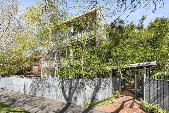 11/119 Brighton Road, Elwood, Vic 3184