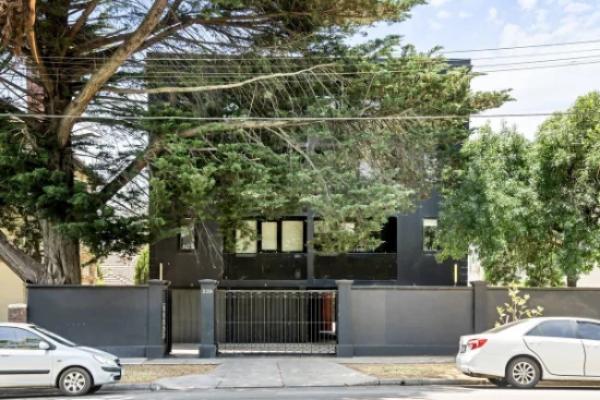 11/229 Dandenong Road, Windsor, Vic 3181