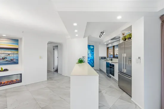 11/3554 Main Beach Parade, Main Beach, Qld 4217-Image