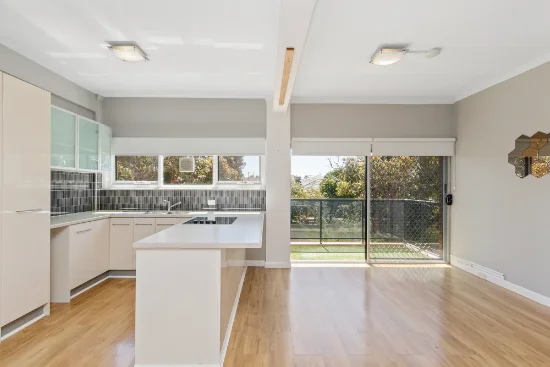 11/37 Paulik Way, Hamilton Hill, WA 6163