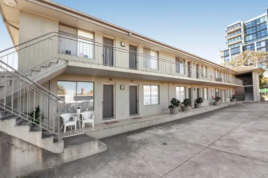 11/487 Kooyong Road, Elsternwick, Vic 3185