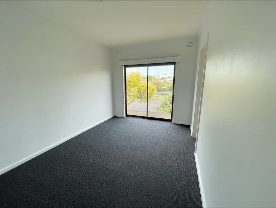 11/8 Glass Street, Essendon, Vic 3040-Image