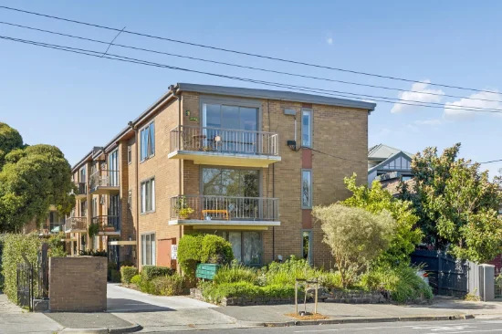 11/81 Alfred Crescent, Fitzroy North, Vic 3068