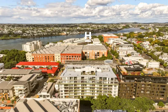 110/113 Commercial Road, Teneriffe, Qld 4005-Image