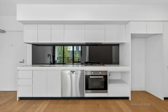 110/1A Campbell Grove, Northcote, Vic 3070