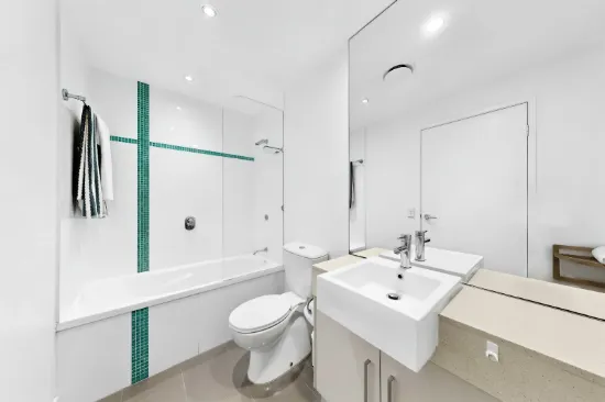 110/430 Marine Pde, Biggera Waters, Qld 4216-Image