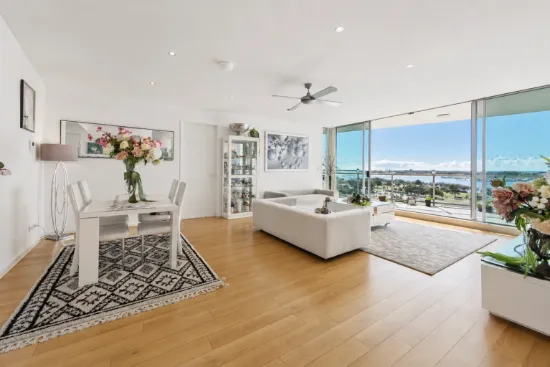 1106/1 Como Crescent, Southport, Qld 4215