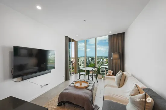 1106/25 Shafston Avenue, Kangaroo Point, Qld 4169-Image