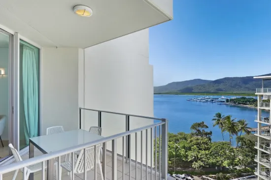 1106/99 1106/99 Esplanade, Cairns City, Qld 4870