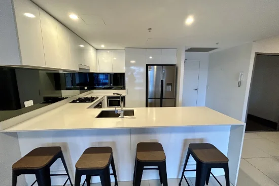 1107/5 Harbour Side Court, Biggera Waters, Qld 4216-Image