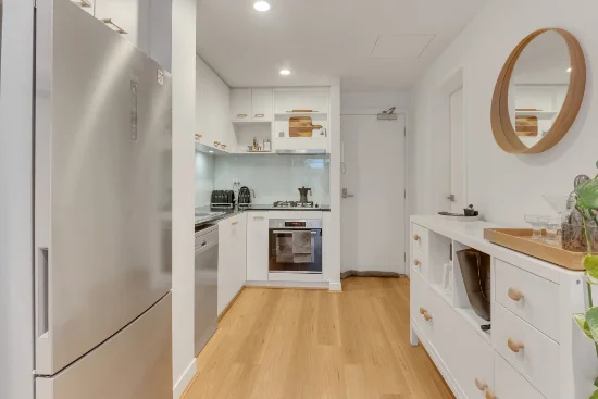 111/100 Plenty Road, Preston, Vic 3072