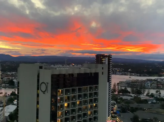 111/114 The Esplanade, Surfers Paradise, Qld 4217-Image