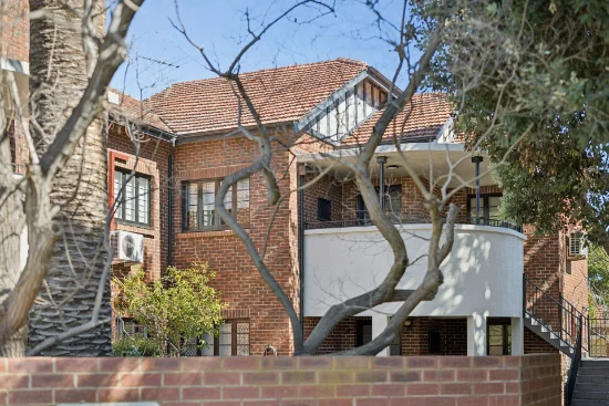 111 Winthrop Avenue, Nedlands, WA 6009