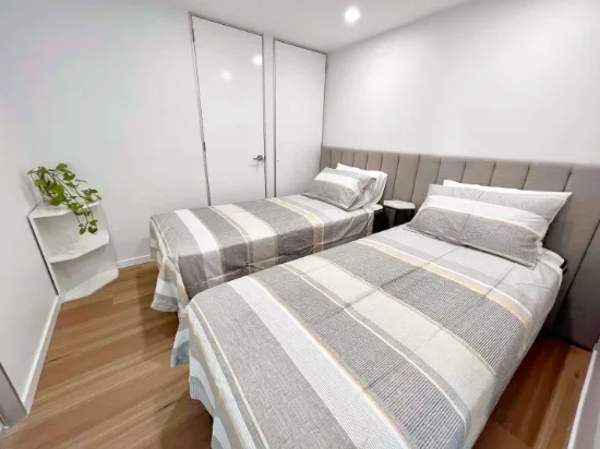 1110/9 Hamilton Avenue, Surfers Paradise, Qld 4217-Image