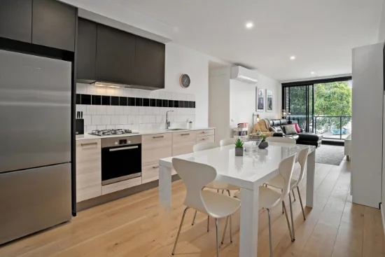 112/324 Pascoe Vale Rd, Essendon, Vic 3040