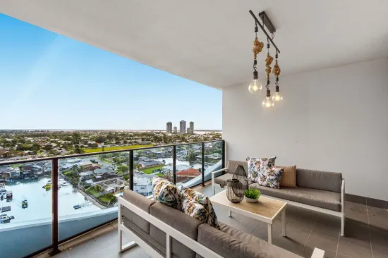 11202/5 Harbour Side Court, Biggera Waters, Qld 4216