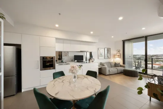11506/300 Old Cleveland Road, Coorparoo QLD 4151-Image