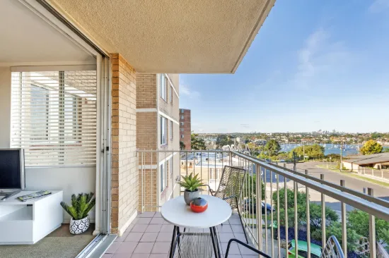 12/1 Bortfield Drive, Chiswick, NSW 2046