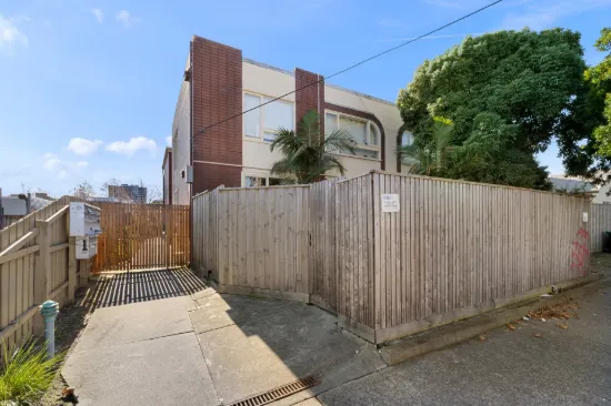 12/1 Collins Street, Thornbury, Vic 3071