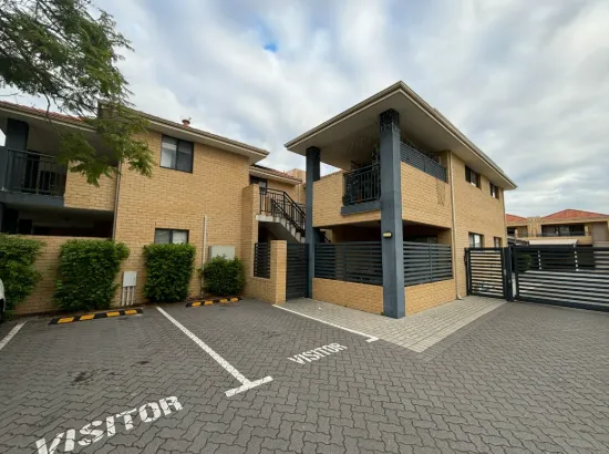 12/16 Pearl Road, Cloverdale, WA 6105