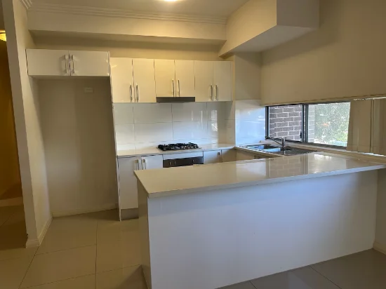 12/24 Lachlan Street, Liverpool, NSW 2170 - For Rent