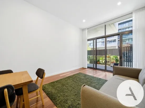 12/4 Anzac Park, Campbell, ACT 2612