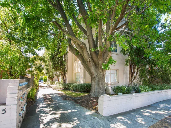 12/5 Lansdowne Road, St Kilda East, Vic 3183